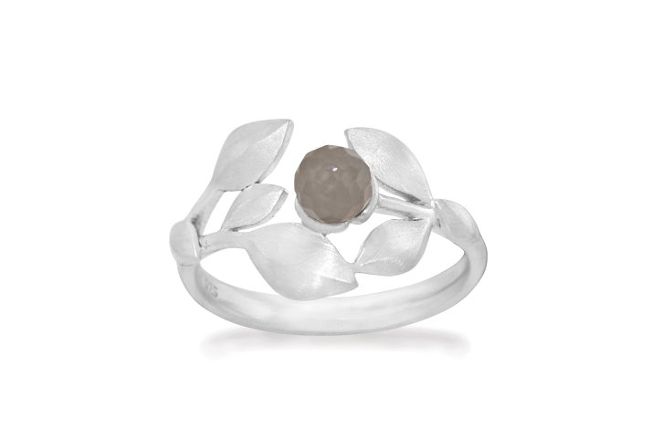 Ring - Elegant Touch