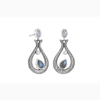 Silver ear ring - Unity