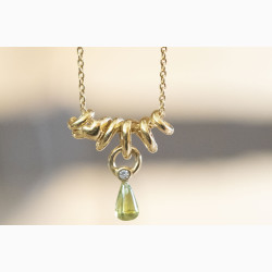 Gold plated necklace - Rainforest Dew