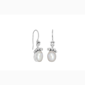 Silver ear ring - Pleasant Pearl