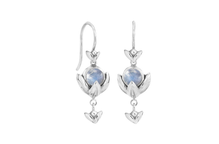 Silver ear ring - Water Lily